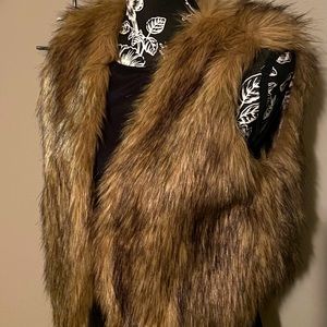 FALL SALE Women’s Faux Fur Vest